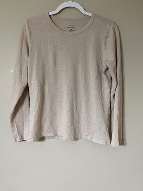 Banana Republic Long Sleeve Tee in Light Taupe